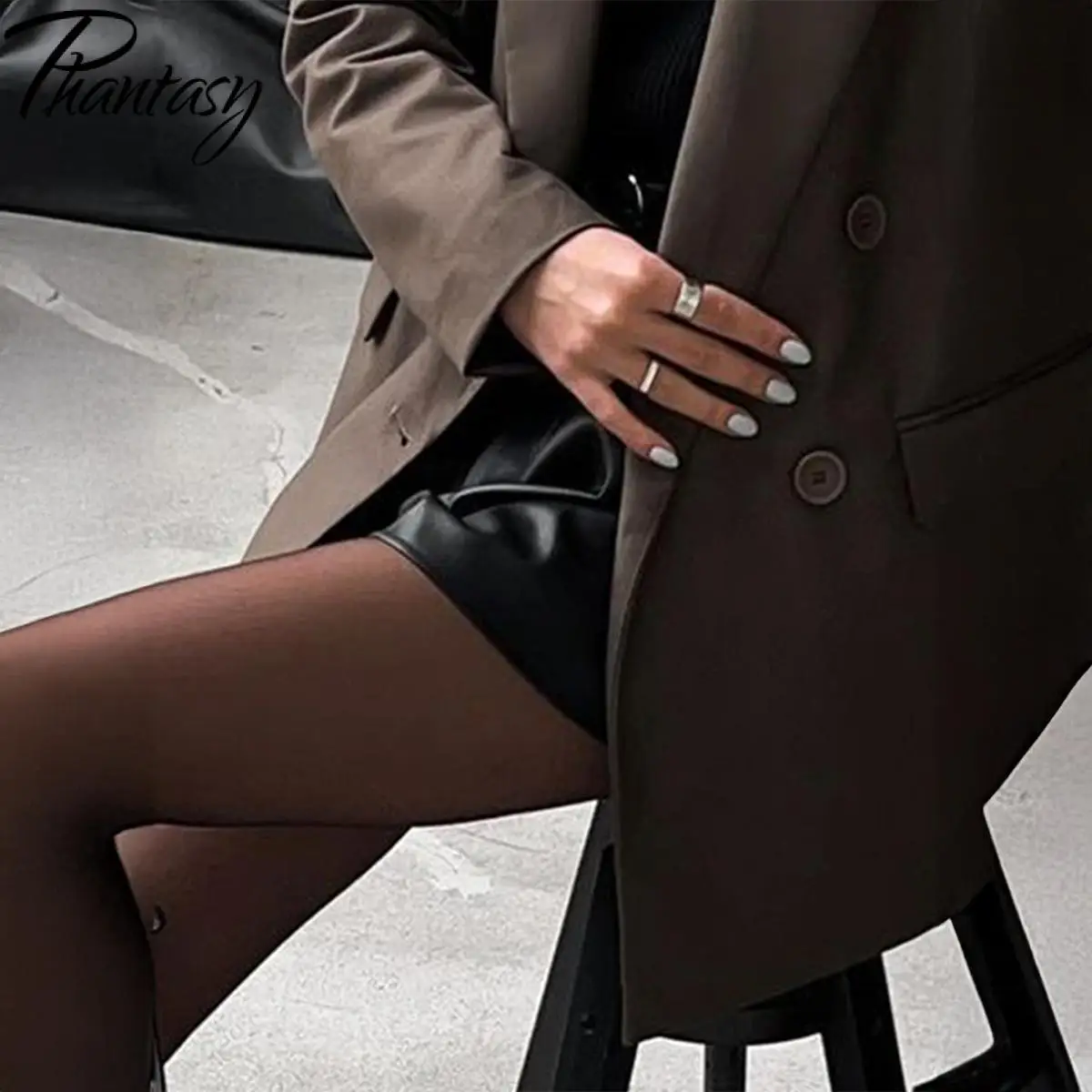 فانتاسي مثير بنطال قصير الشارع أسفل عالية الخصر واسعة الساق الكشكشة الكفة بولي Leather السراويل الجلدية المألوف الخريف النساء الملابس