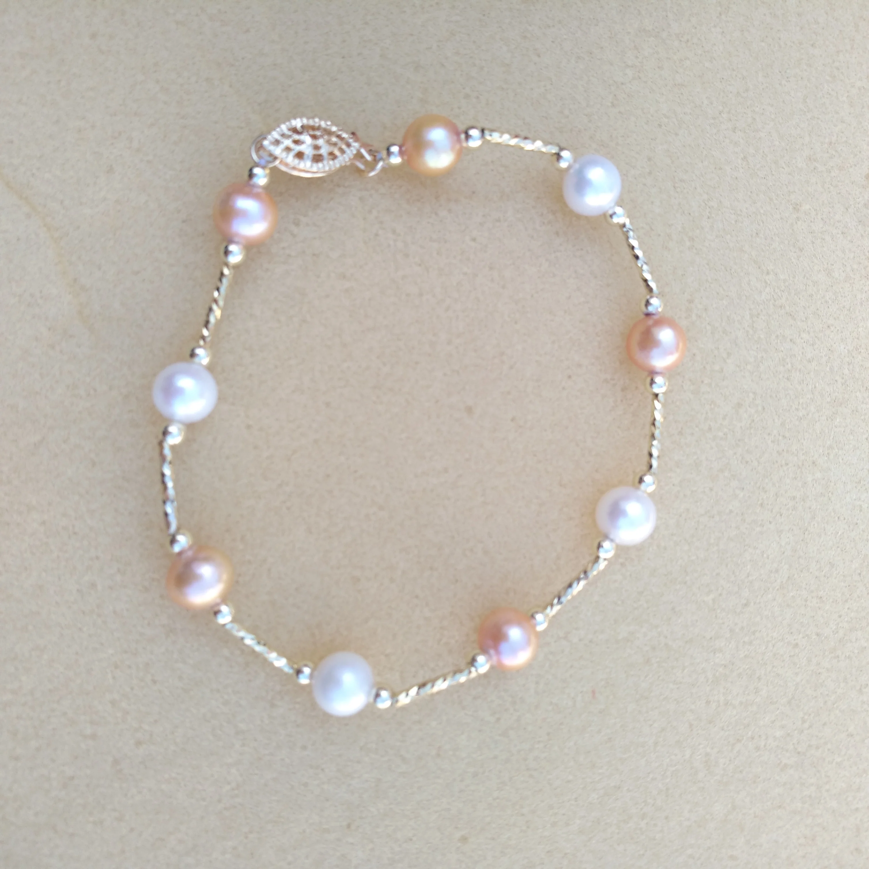 ELEGENT AAA 6-7mm Natural Akoya White PMulti-color earl Bracelet New without tags: A brand-new, unused, and unworn