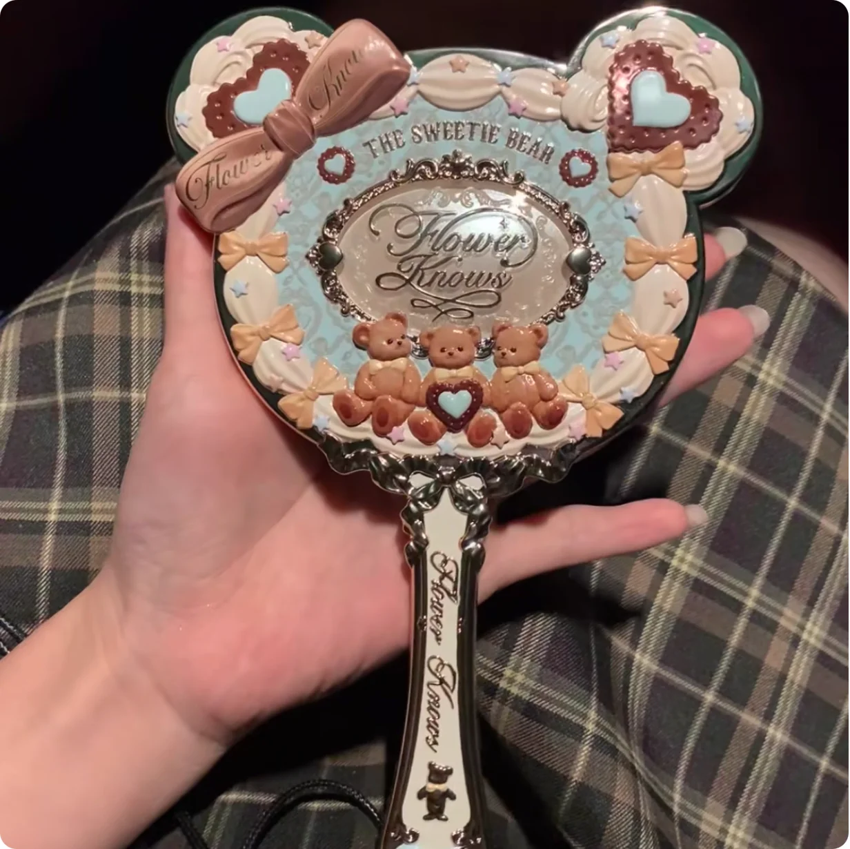 Flower Knows Sweetie Bear Collection Handhoudspiegel 3 soorten Prachtige reliëf make-up tools Leuke HD make-upspiegel