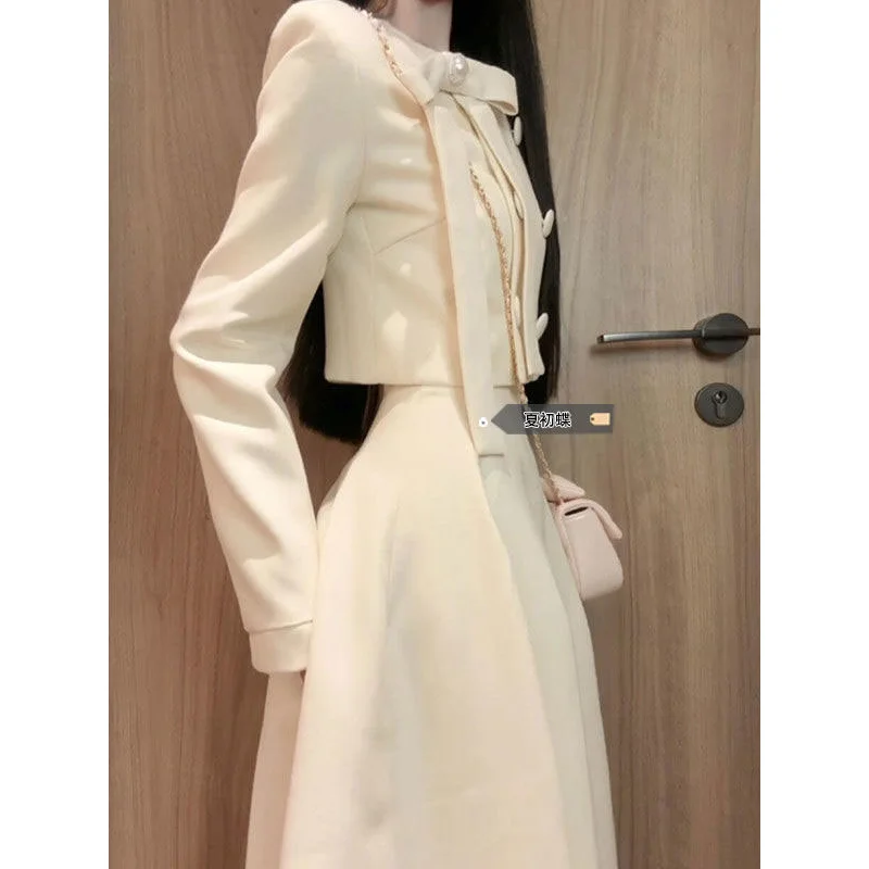 2025 Long-sleeved Jacket Set Women's Autumn Design Sense Bow Short Top High Waist Skirt