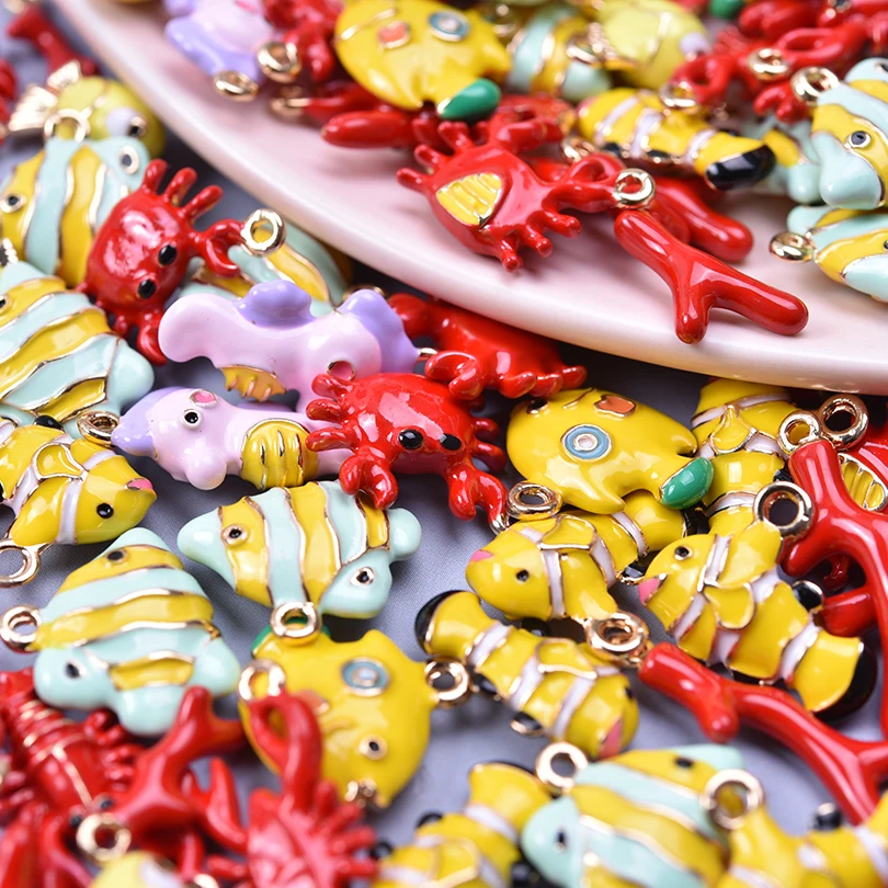9pcs/Lot Enamel Marine Animals Clownfish Hippocampus Japonicus Coral Fish Charms For Jewelry Making Supplies Cartoon DIY Pendant