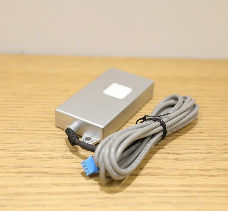 

Smart Home Second Generation Mobile Phone Controller MC20003060 Cloud Controller MC31-00/C5