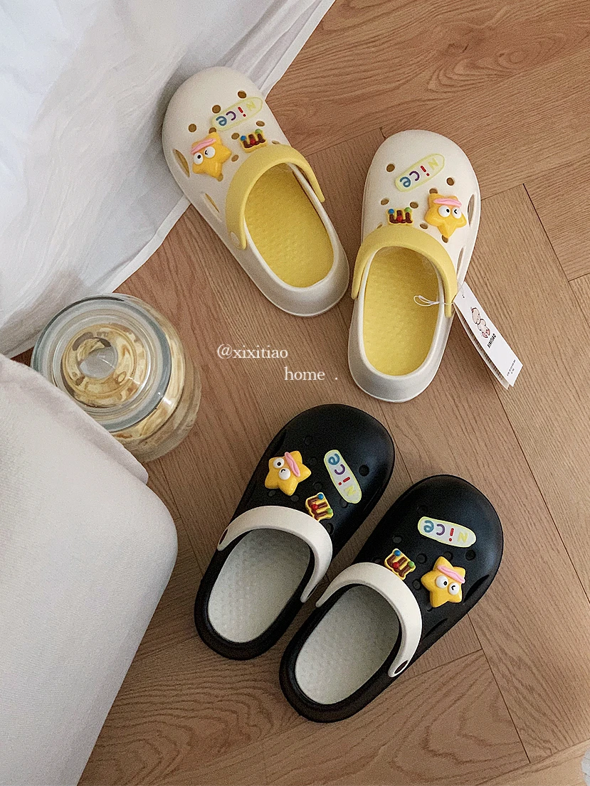 Hole Garden Sandals Shoes Female Instagram Cute Star Sausage 2024 Summer Slippers Fashion Hollow Out Women Slippers