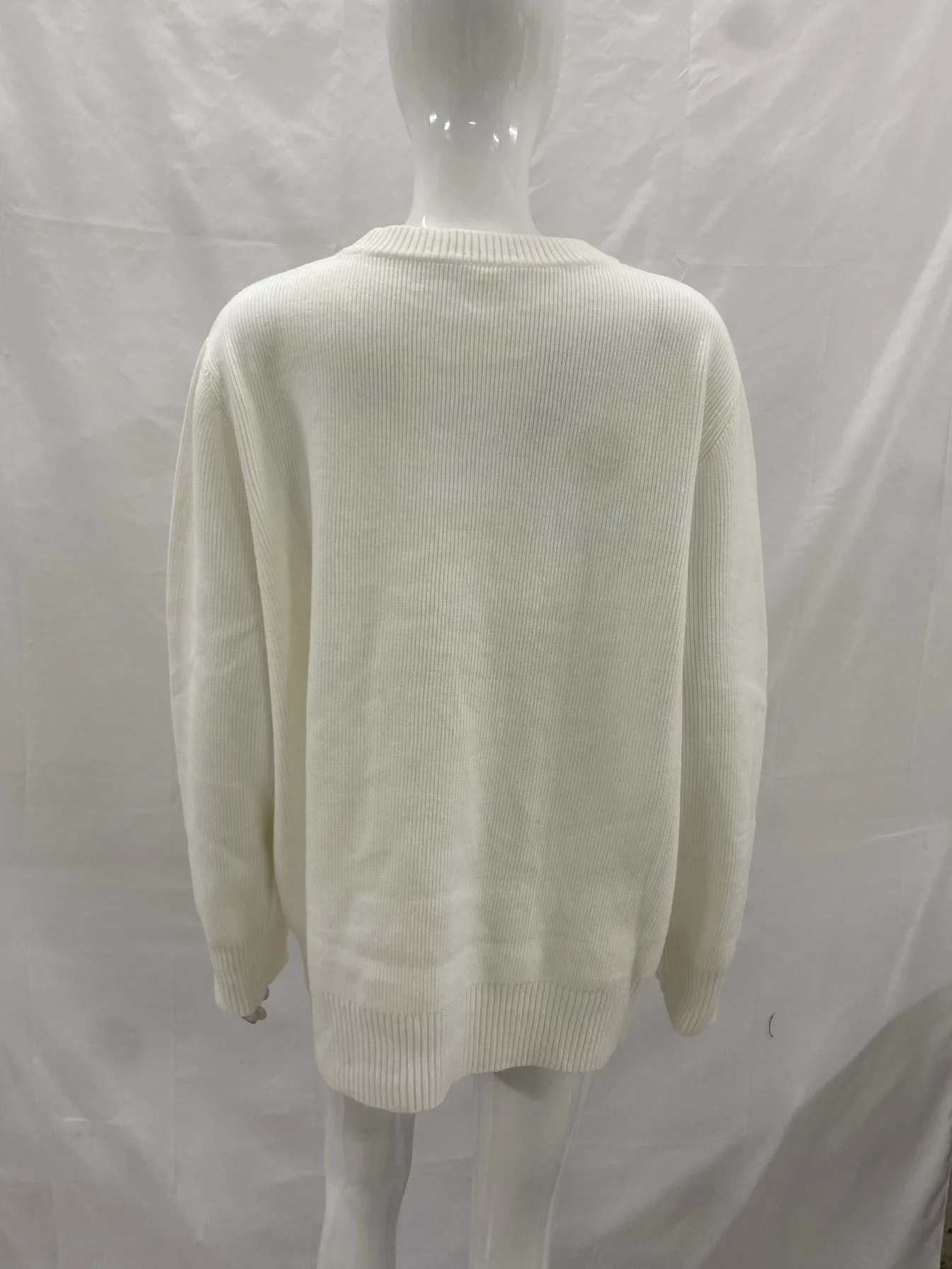 Suéter em volta do pescoço solto em malha de emagrecimento top bordado design de nicho pulôver masculino e feminino roupas quentes