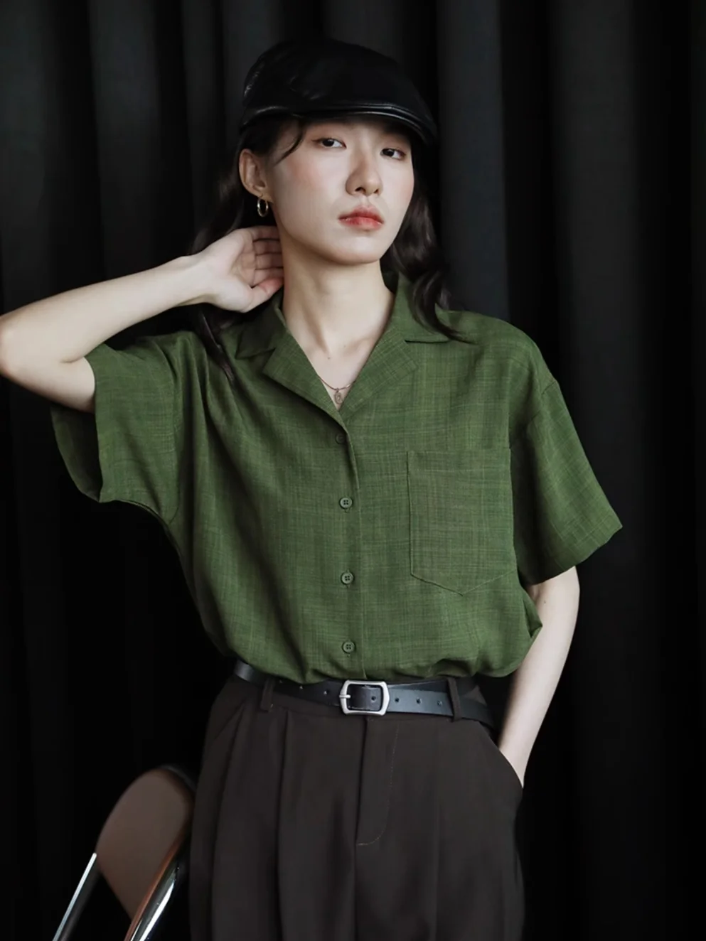 

Elegant Deep Green Short Sleeve Women's Shirt Vintage Korean Style Summer New Fashionable Top