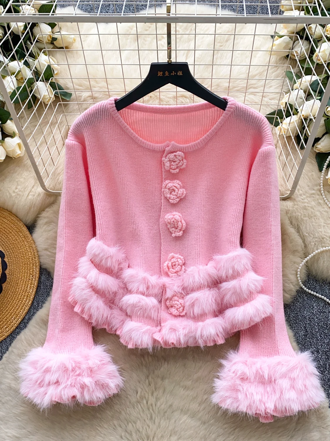 

Faionable Floral Faux Fur Splice Long Sve Knitted Top Women's Autumn Winter Versatile Youthful Sweater Luxury Casual Loo...