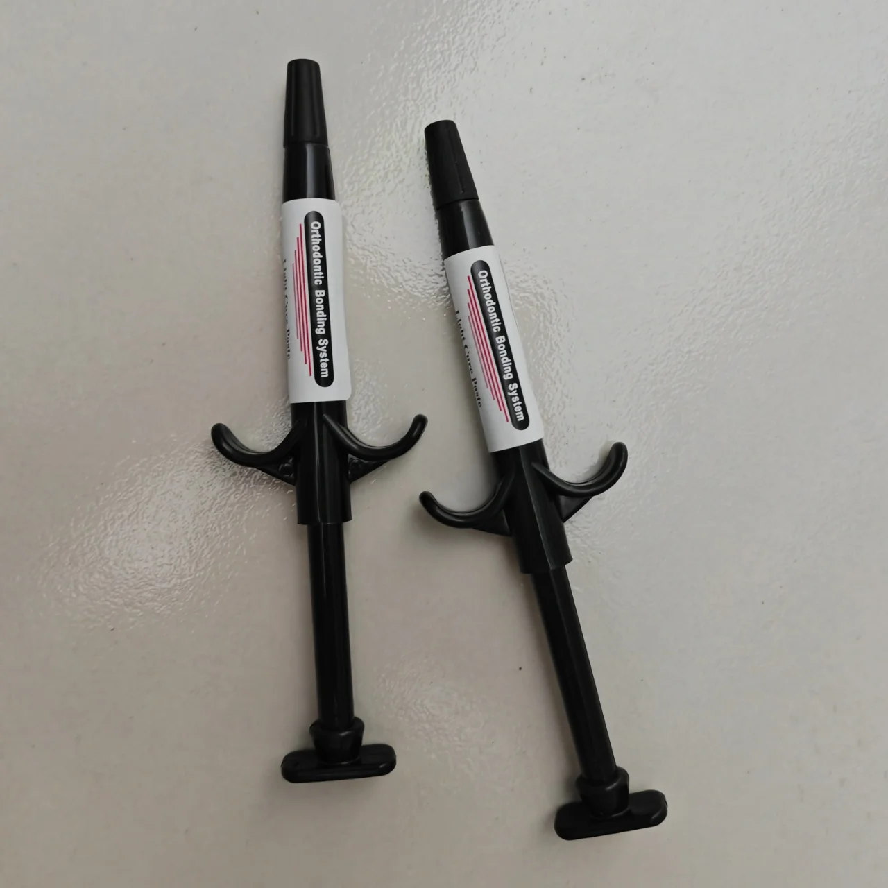 

2Pcs Orthodontic Dental Light Cure Bonding Paste Glue for Brackets Bonding