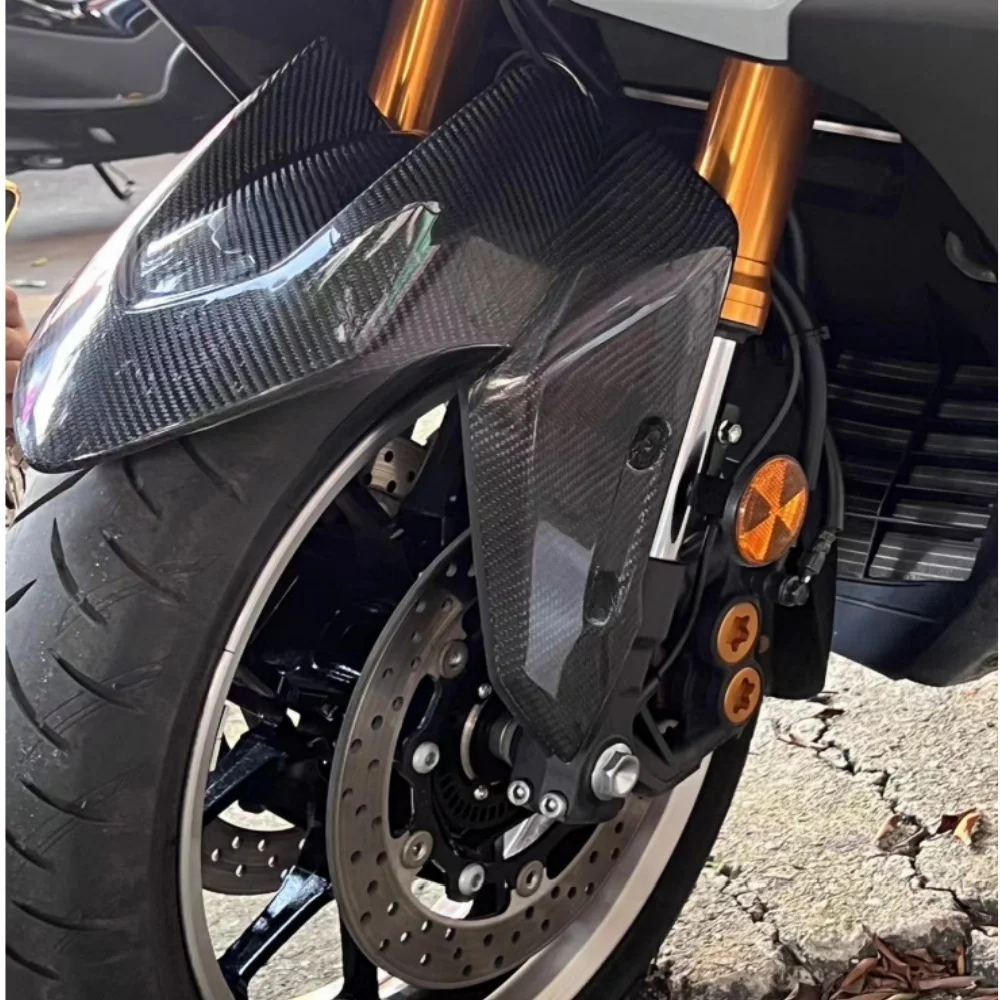 

100% Real Carbon Fiber Front Wheel Fender Decorative Modification Cover for Yamaha T-MAX560/TMAX560 Motorcycle (2022-2024 Models