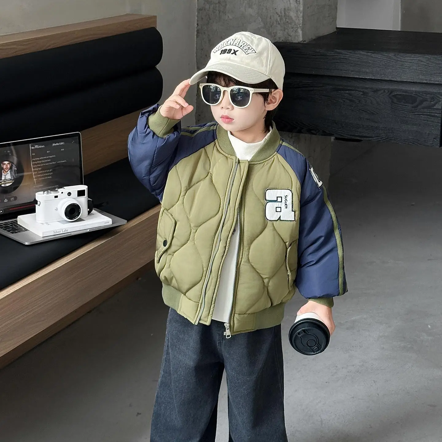 

Thiened Lightweight Cotton Jaet for Boys Baseball Sle Autumn Winter Clothes Children's Faionable Youth Sle