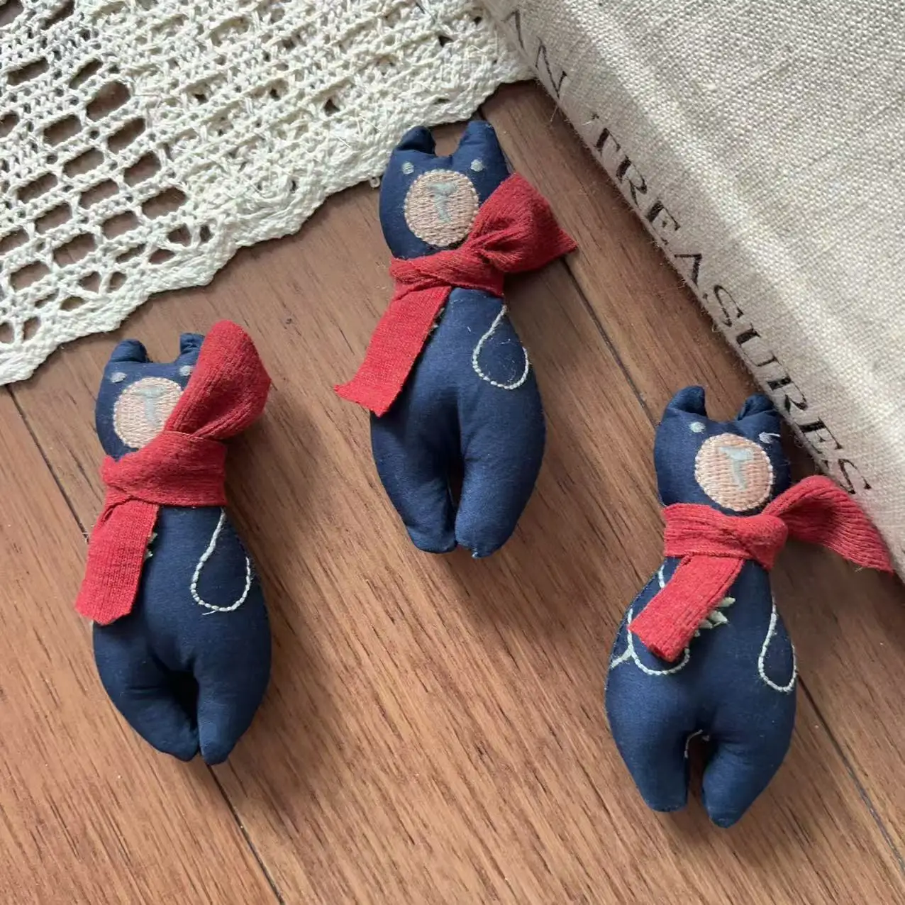 Premium Stuffed Fabric Scarf Standing Bear Hair Brooch Pin for Shoes Socks Bag Pendant Clothing Trim Soft Cute