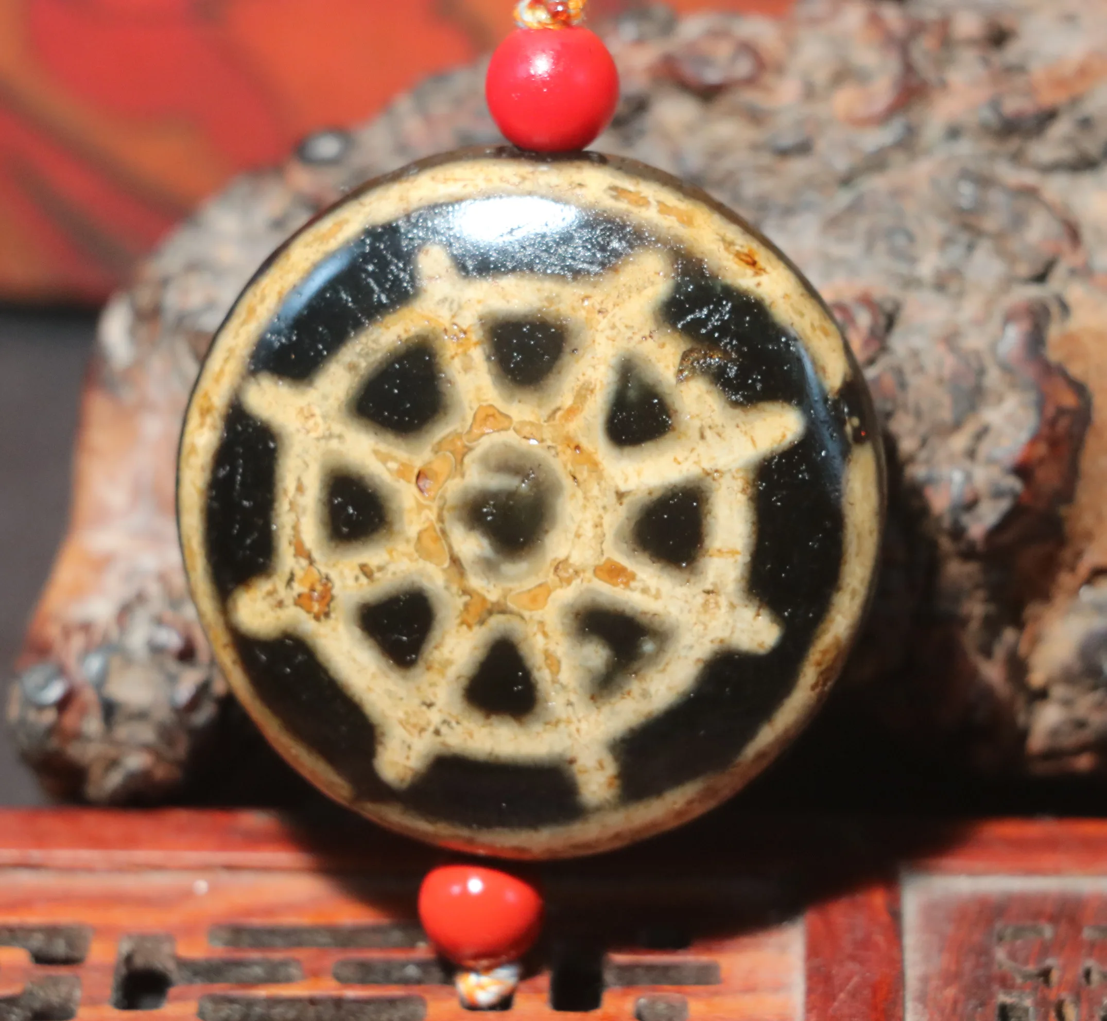 Energy Tibetan Old Agate Falun Fortune Wheel Fengshui Goat dZi Bead Big Pendant A3Q Lkbrother Sauces Top Quality