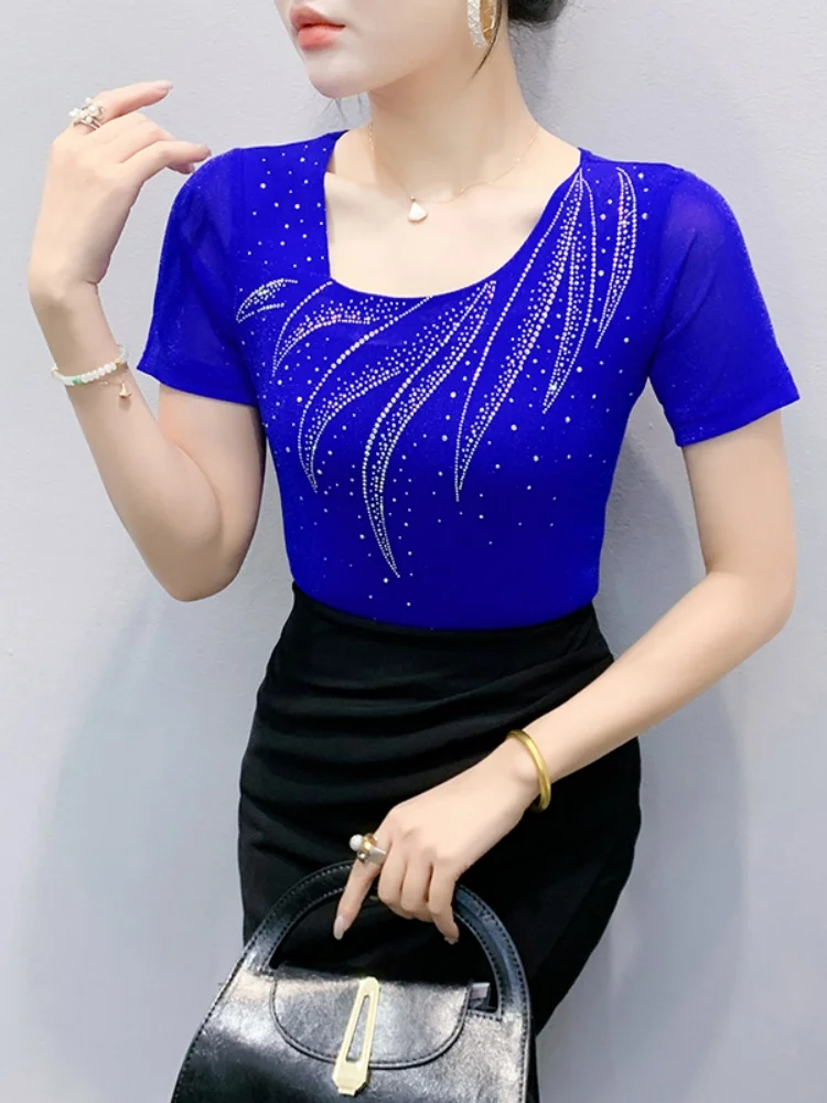 Sexy Me T-irt Women's ort Sve Summer Faion European Sle Heavy Drill Slim Fit Trendy Small irt Korean Sle