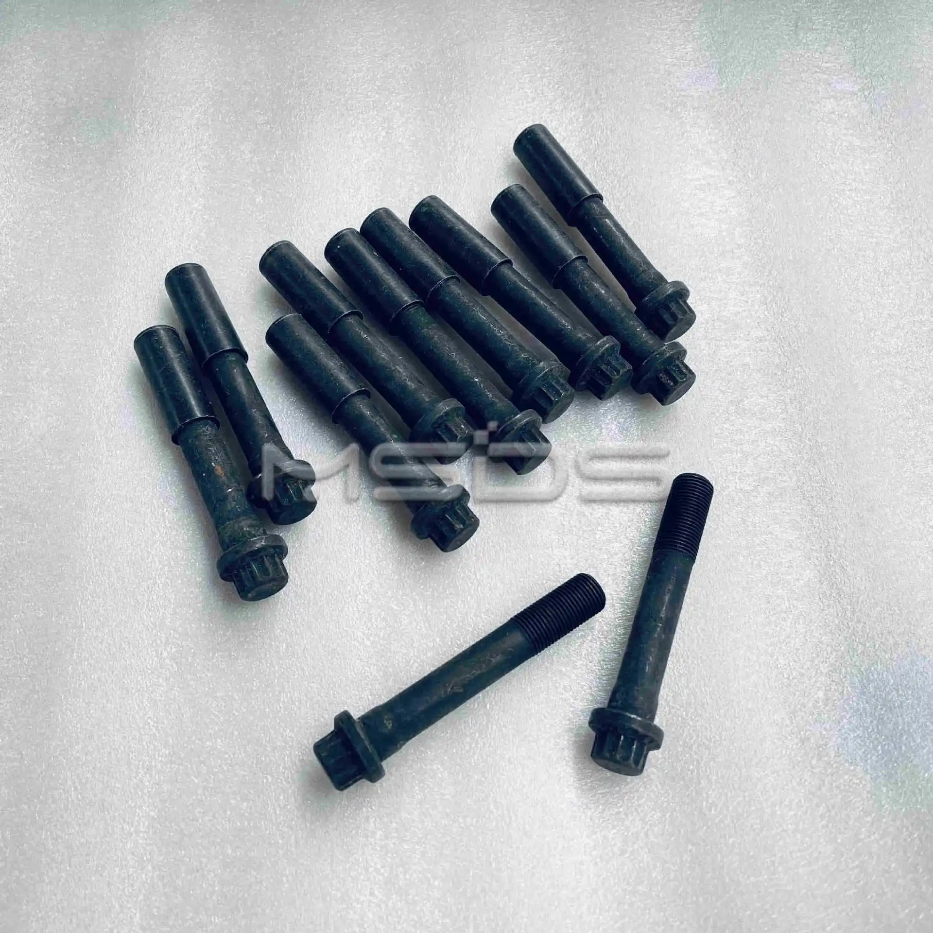 

4Pcs for Cummins engine NT855 connecting rod bolt 3055171 3349806 219153-20
