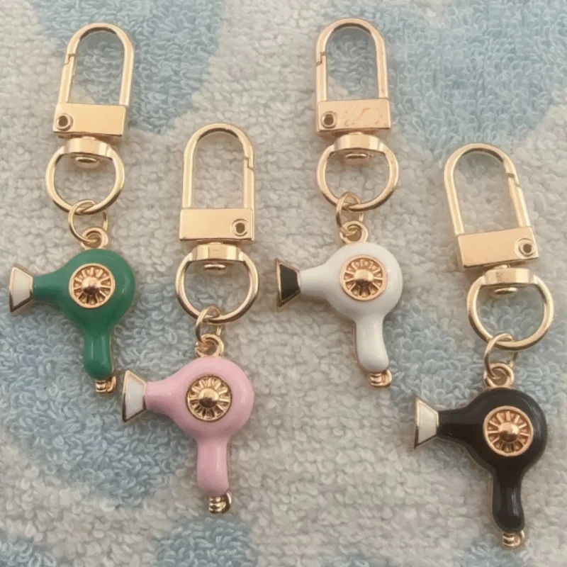 4pcs alloy drip oil hair dryer keychain, suitable for bag hanging accessories, the best choice for gifts