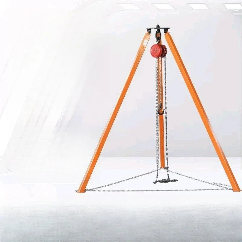 Small retractable lifting tripod, triangular bracket, hand in hand