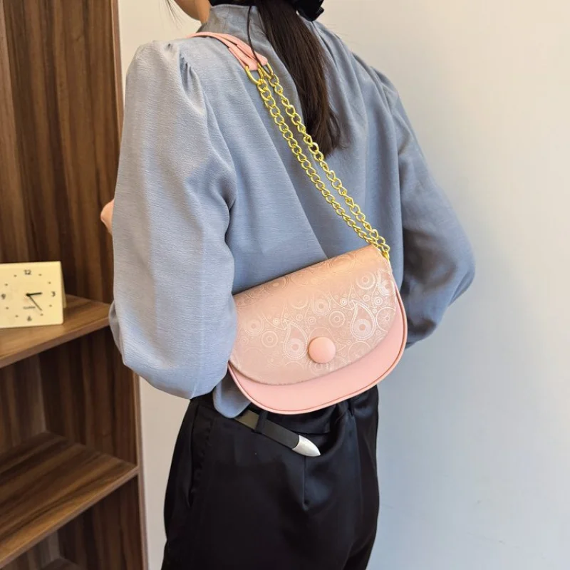 

Повседневная женская сумка через плечо из прочного нейлона с кожаными акцентами, легкая для приключений и походов