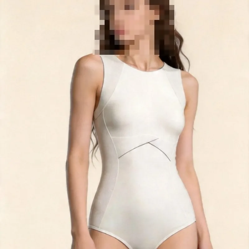 Swimsuit women soak in hot springs young sexy pure desire to cover the meat and show thinness one-piece tour