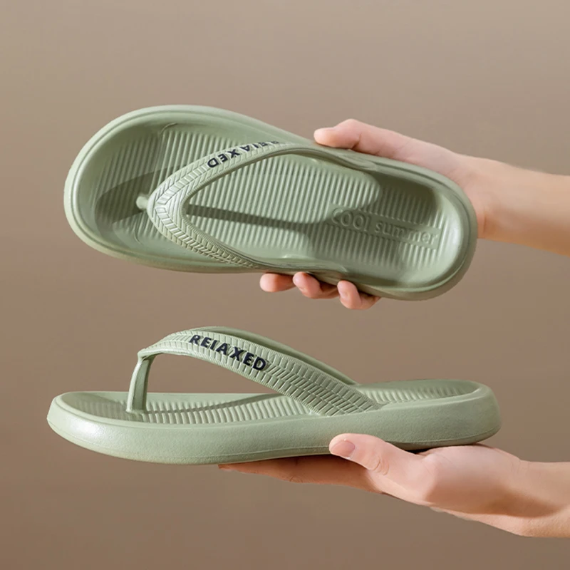 2026 Summer Lightweight Beach Flip Flops Women Indoor Soft Sole Platform Home Slippers Woman Comfort Clip Toe Flat Heel Slides