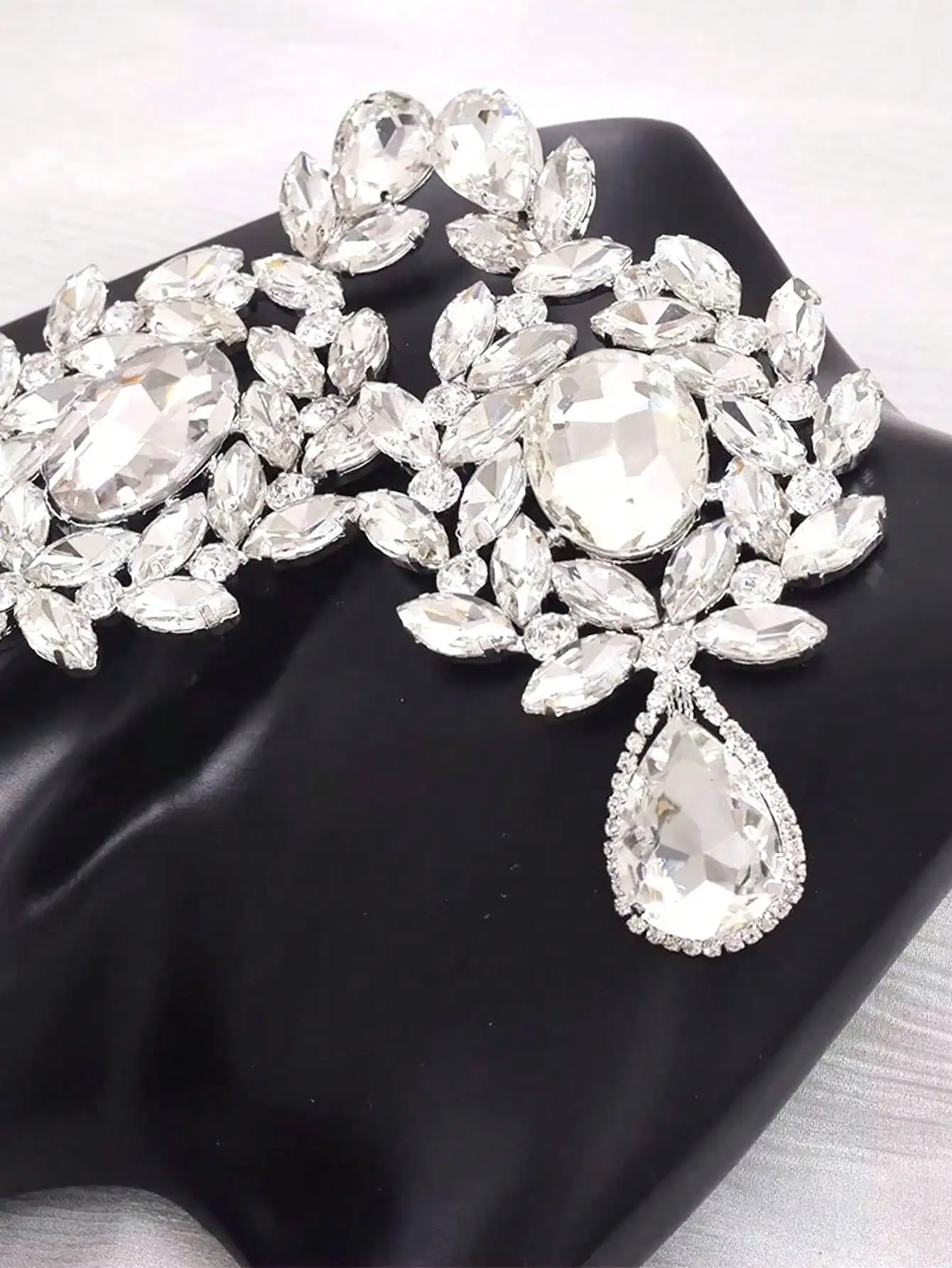 4,3" Super Bling Ellipse Champagner-Kristall Abendparty-Ohrringe Modenschau Hochzeits-Braut-Ohrringe – Detail 7