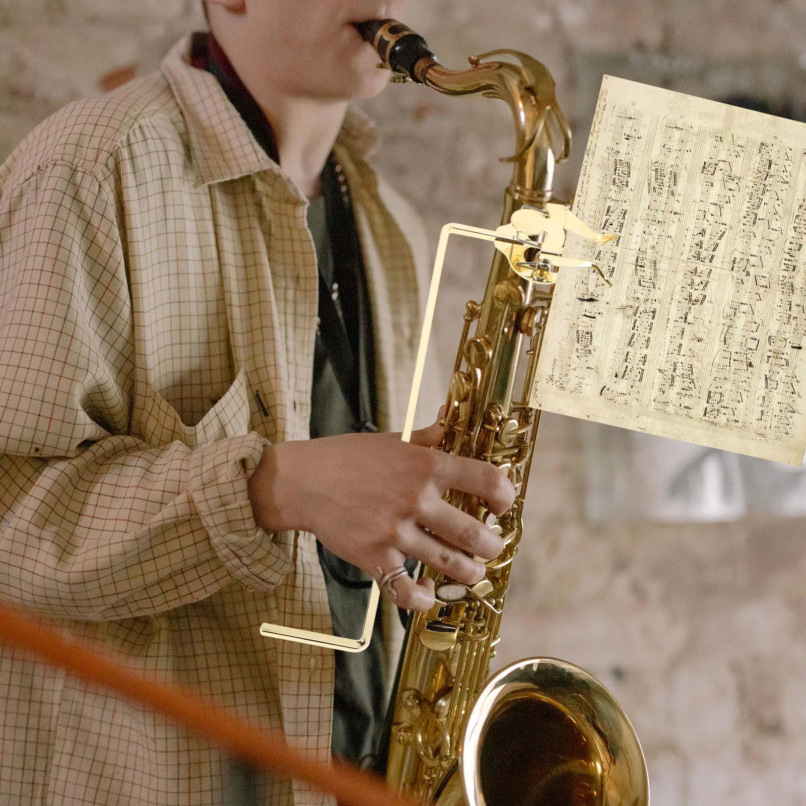 

Держатель для нот для саксофона, регулируемый зажим для альт-саксофона, портативная подставка для нот для марширующих оркестров и практики