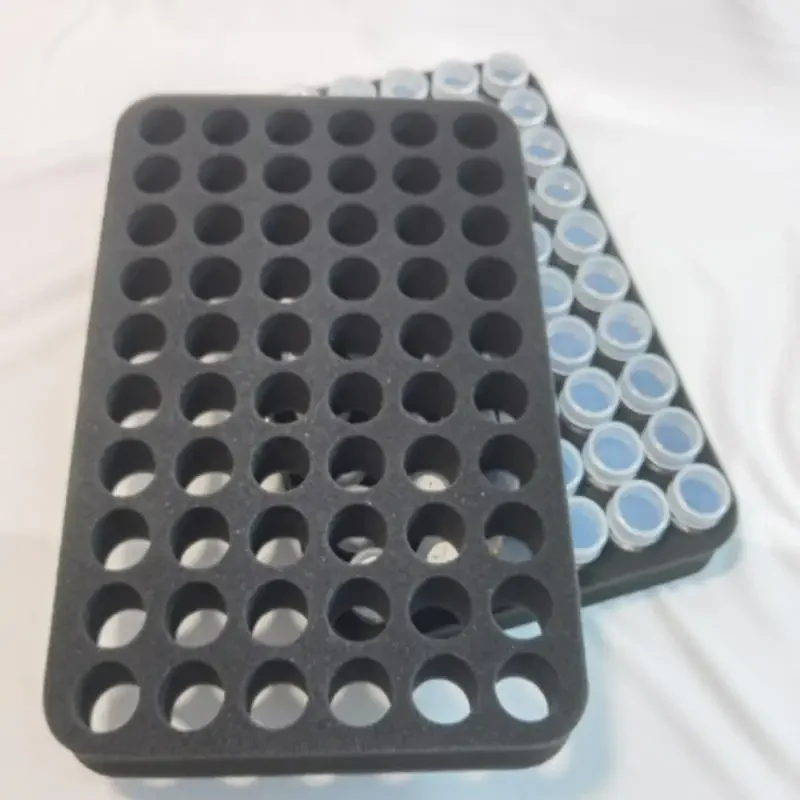 60 فتحة من الفوم، مقسم سفلي قابل للإزالة يحمل 60 زجاجة 15 مل / 10 مل زجاجات من طلاء الأظافر أو الزيوت العطرية #2