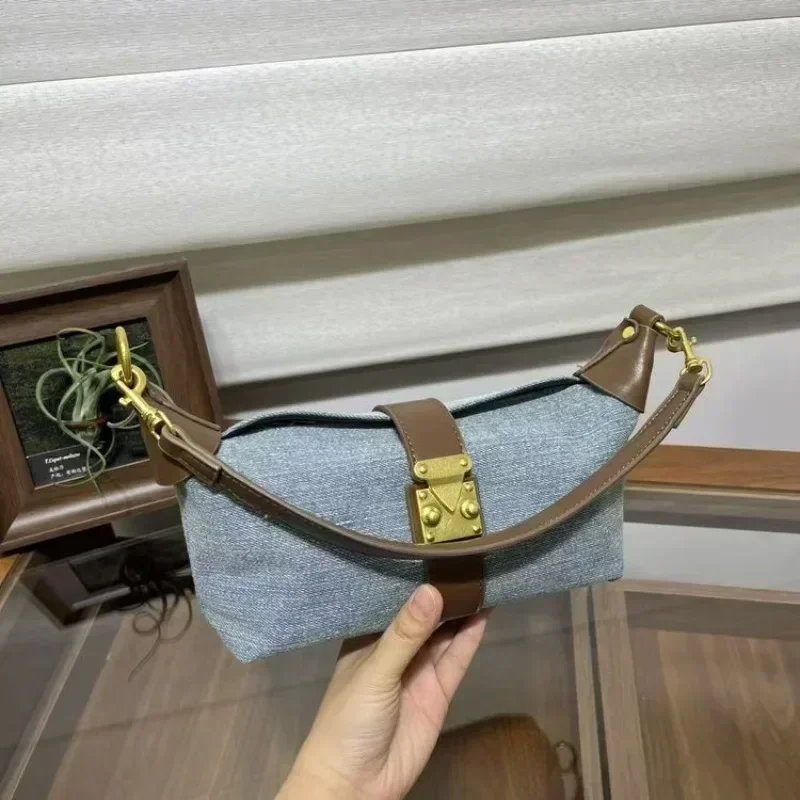 classic-designer-paris-diaper-bag-ladies-luxury-tote-solid-color-commuter-bag-elegant-crossbody-purse