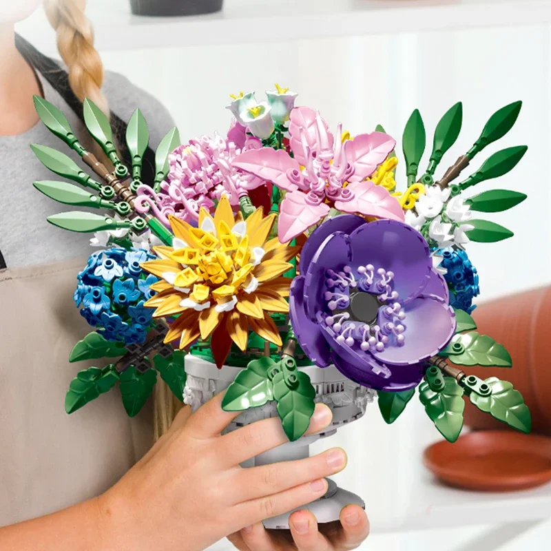 

890PCS bouquet model building blocks pot series building toys, suitable for desktop home decoration.
