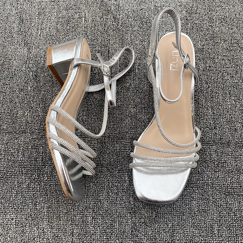 

Удобные женские сандалии на высоком каблуке большого размера с синими ремешками и стразами, серебристые повседневные шлепанцы для женщин