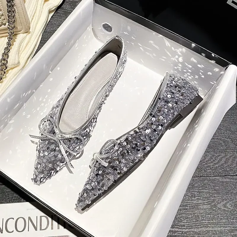 

Женская обувь на каблуке с бантом. Мокасины во французском стиле. Женские туфли на плоской подошве. Элегантная вечеринка. Общественная красавица. Весна. Молодежный шик в Корейском стиле.