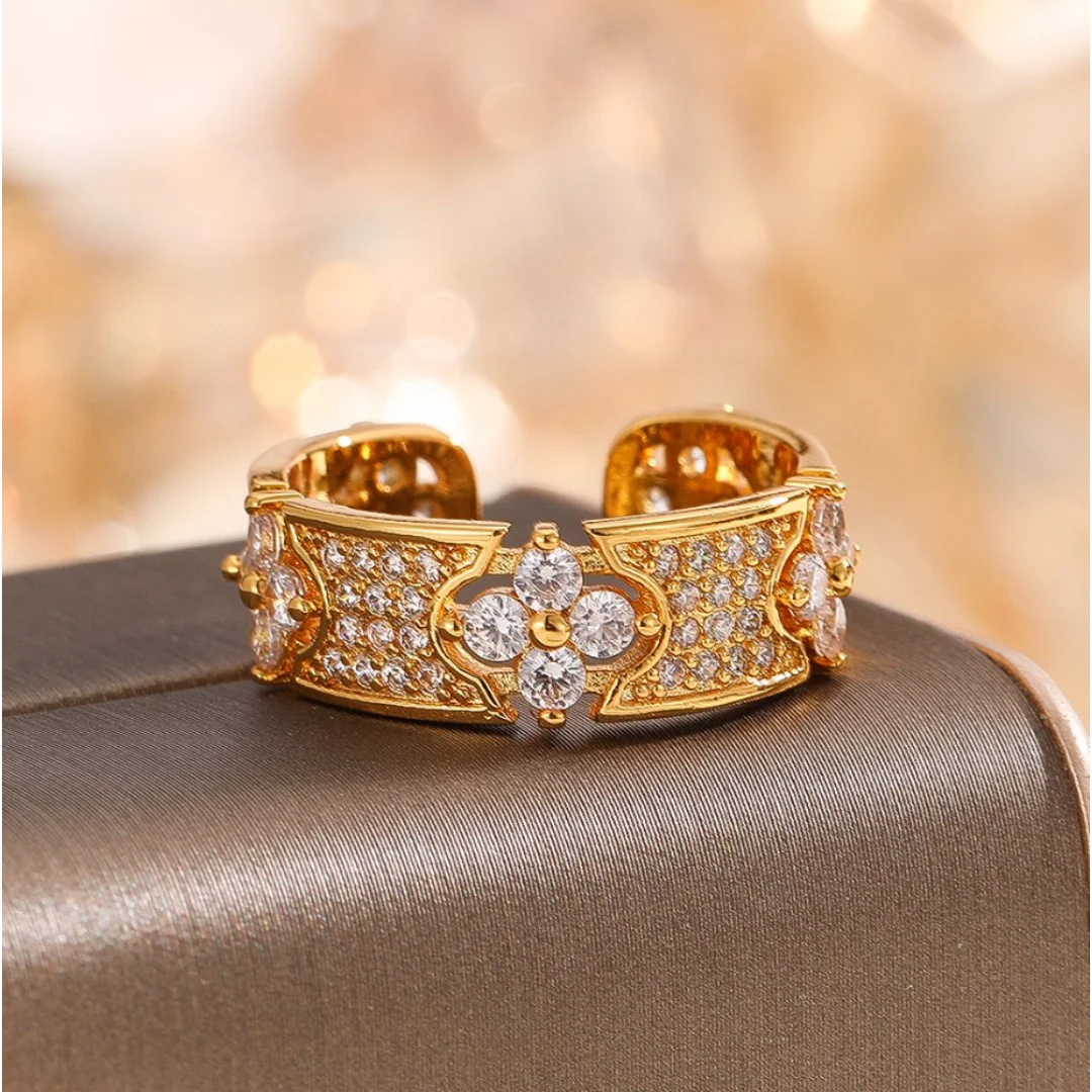 Light Luxury Advanced Style Lucky Four-Leaf Clover Ring Set with Zirconia Full Diamond Paved Open Ring