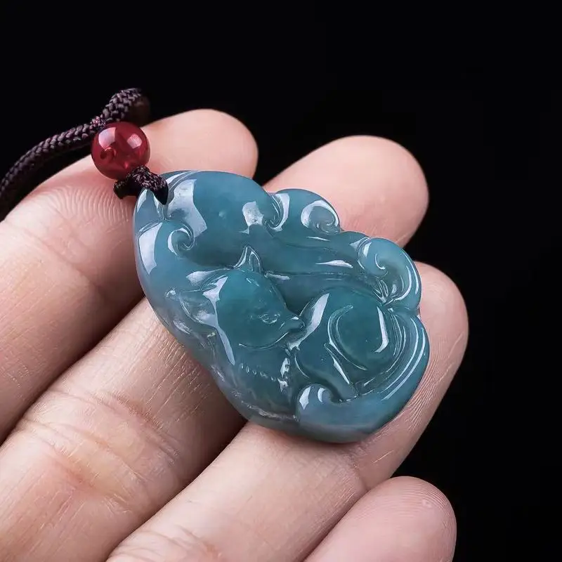 Genuine natural A-grade , nine-tailed fox Burmese pendant necklace, jade jewelry, jadeite ornament
