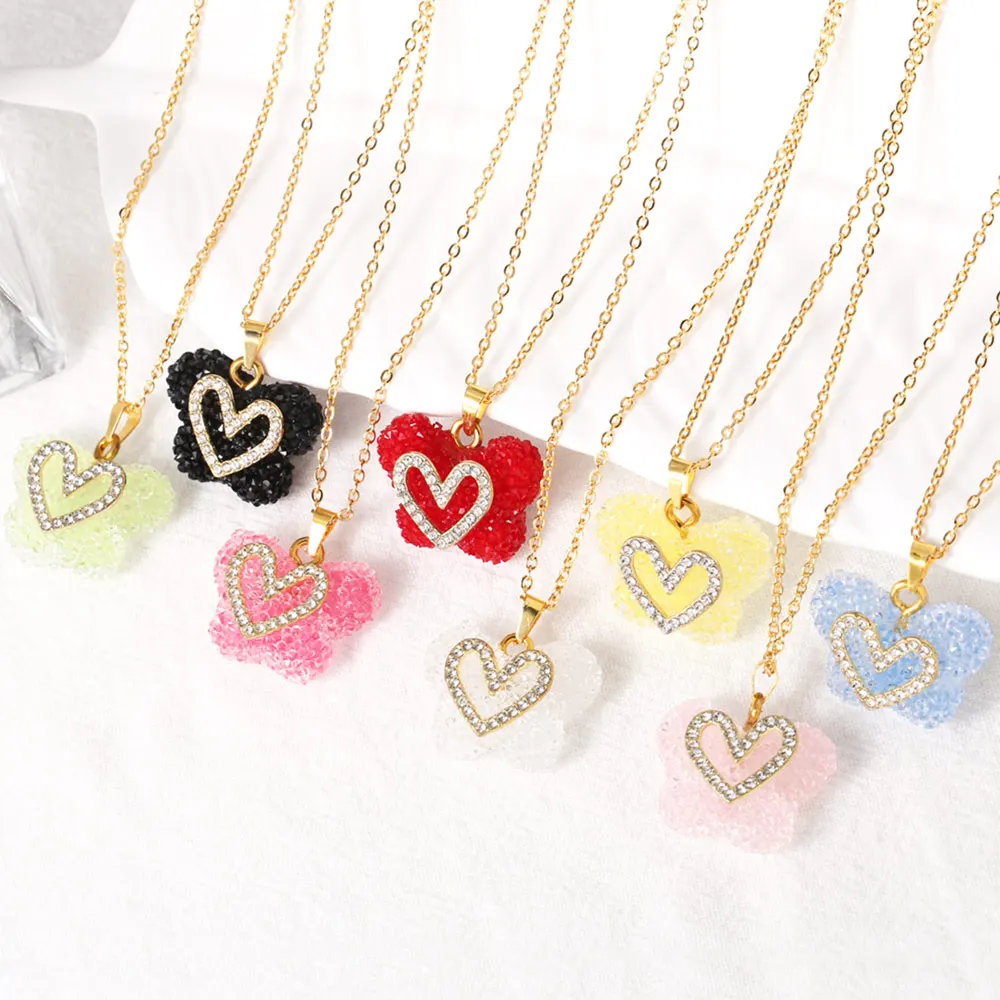 FLOLA Clear Crystal Heart Necklaces for Women Girls Macaron Color Acrylic Butterfly Necklaces Cute Jewelry nkeb560