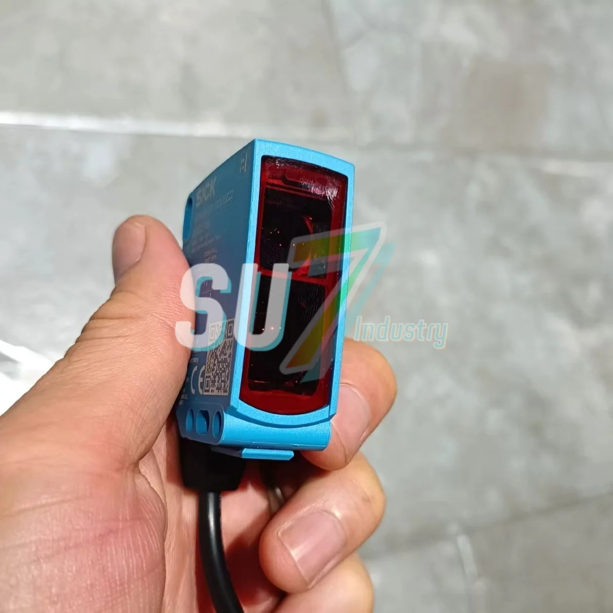 WTB16I-39111120ZZZ     WTB9-3P3061P07     photoelectric sensor     New In Box