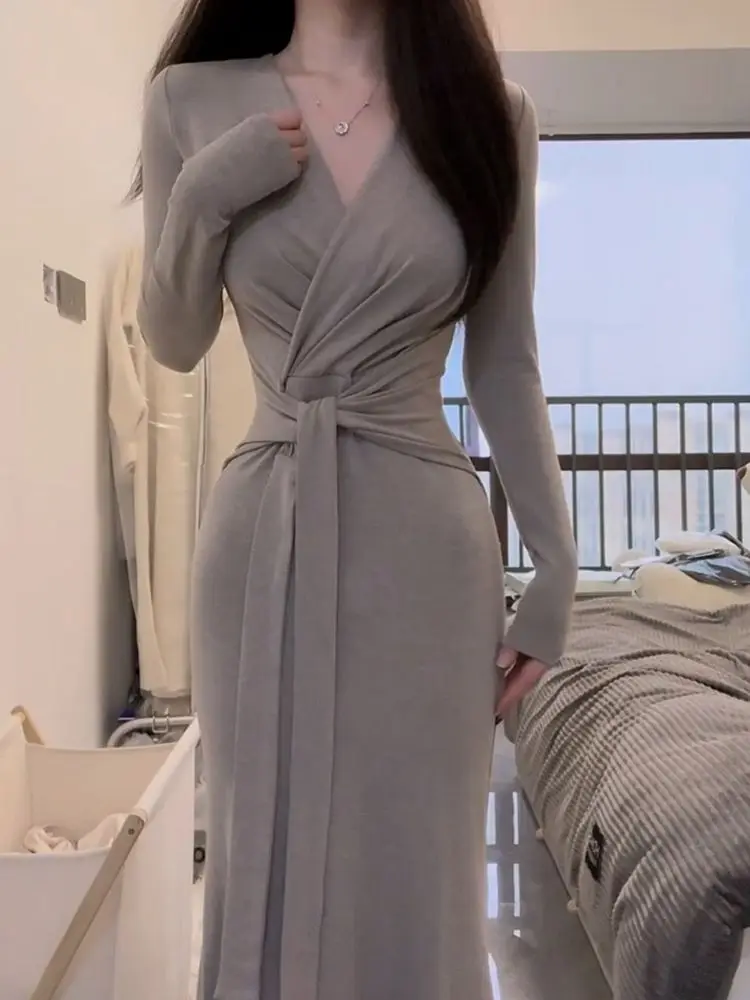 

2025 New V-Ne Knitted Long Sve Dr Women's Autumn Slimming Ele Long Skirt Wrap around Waist High Waist Polyester D...