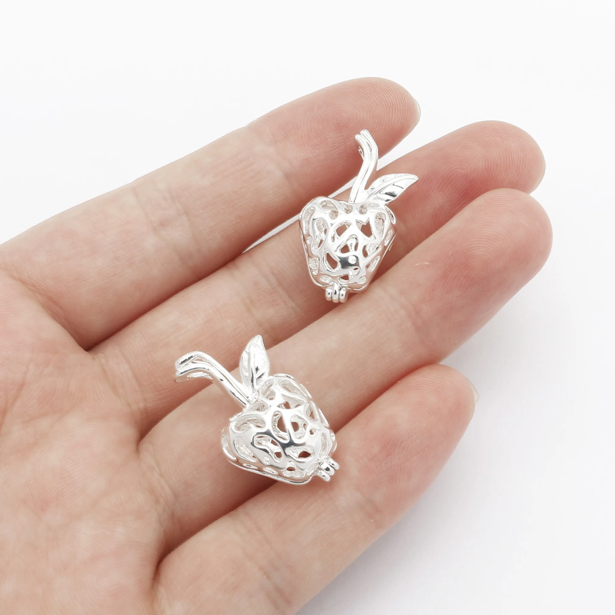 10pcs Cute Apple Pearl Cage Locket Pendants Aromatherapy Essential Oil Diffuser Necklace Locket For DIY Jewelry