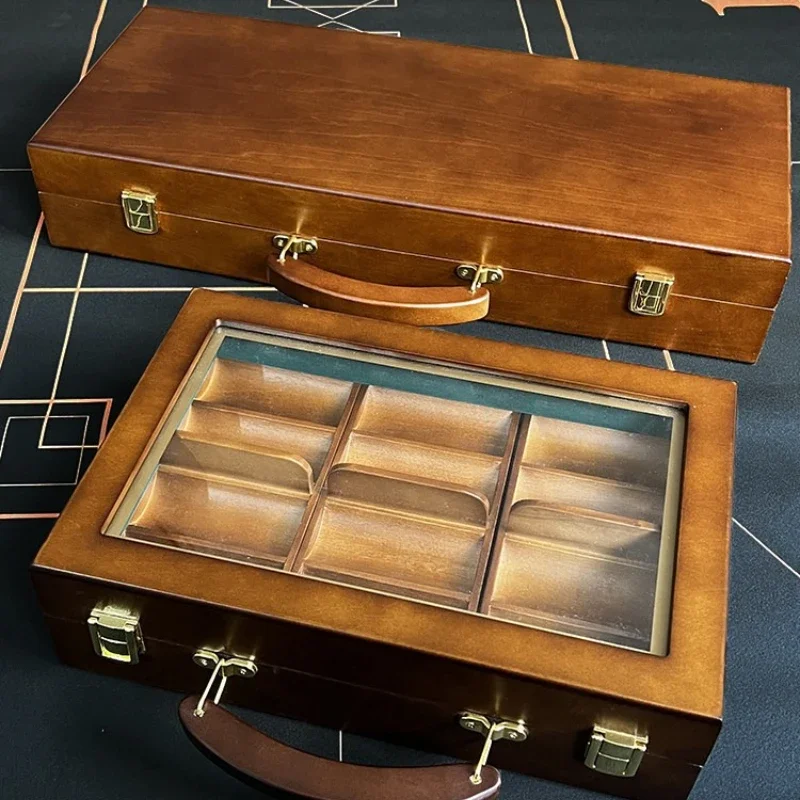Wooden double-layer chip box with independent removable chip box