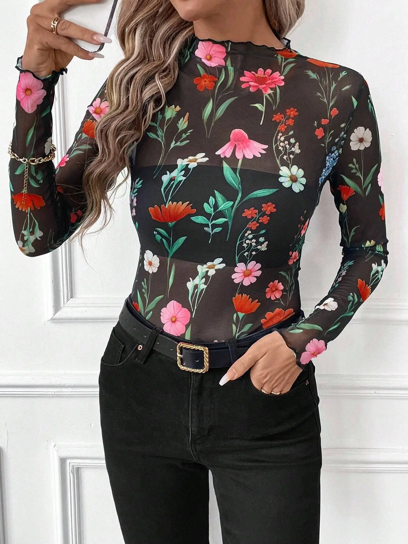 

2025 Women's Sexy Feeling Leopard Mesh Wood Ear Side Temperament Elegant Commuter Wind Tights Slim Slim T-Shirt
