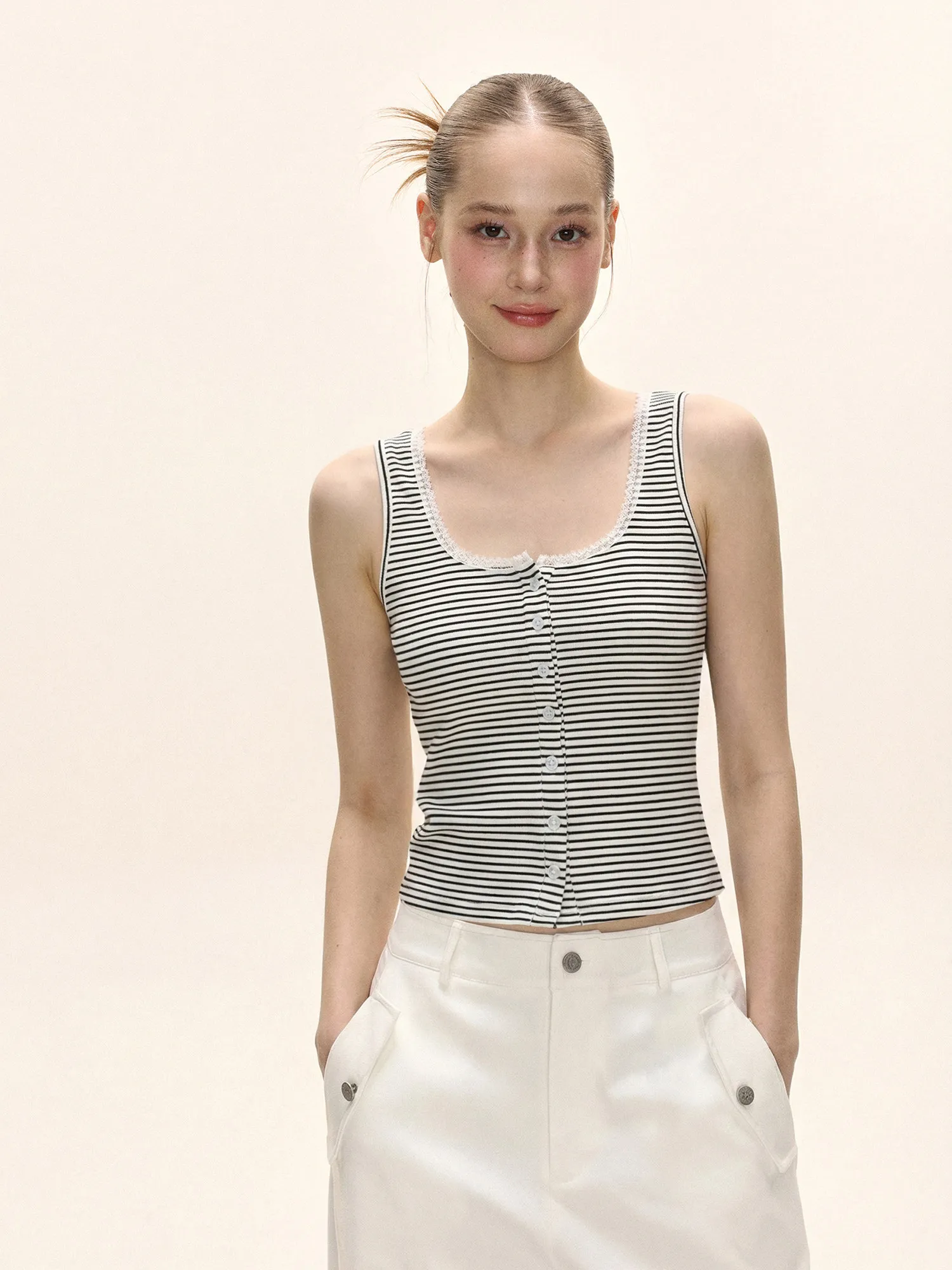 

Американский полосатый топ с кружевной отделкой и бретелями, женский летний облегающий и тонкий короткий топ без рукавов.