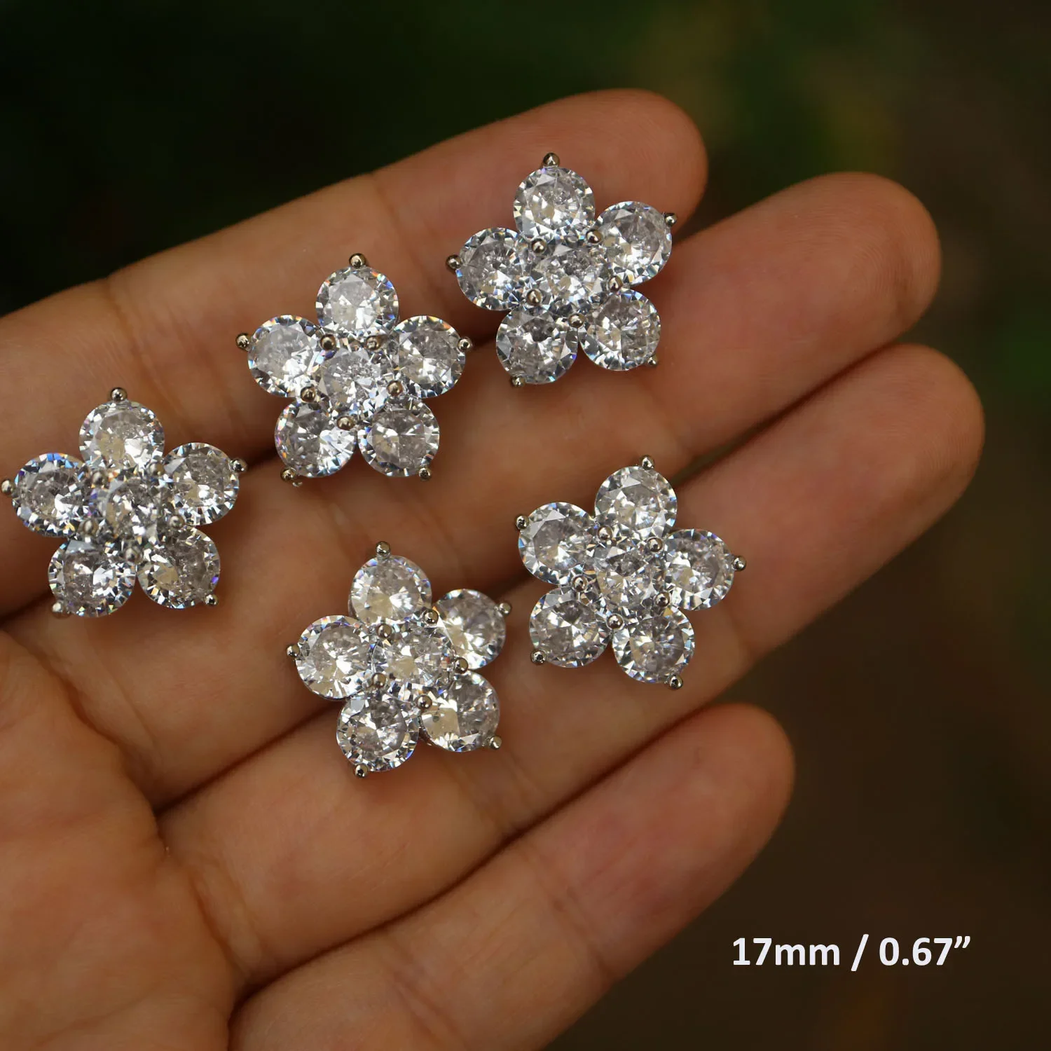 5 Stück/Set Blumen-Kristall-Sternknöpfe Kubische Zirkonia-Knöpfe für Kleidung Dekorative CZ-Knöpfe zum Nähen von Kaschmir-Strickjacken