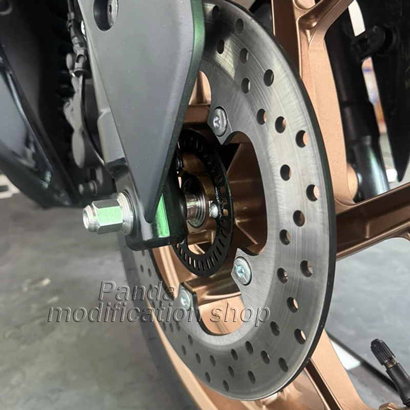 Front wheel reinforced bushing 2017 2018 2019 2020 2021 2022 2023 2024 2025 For YAMAHA XMAX300  XMAX 300