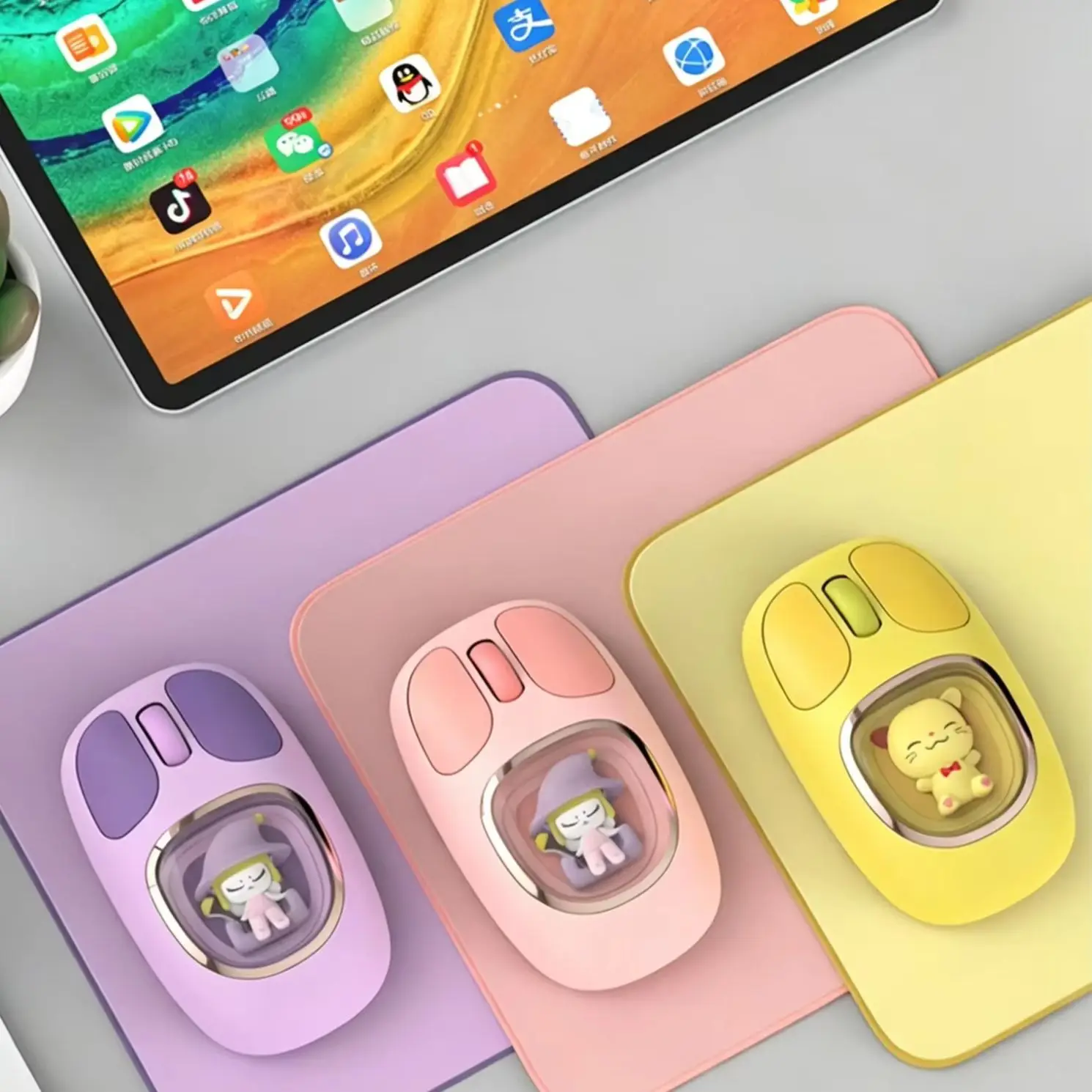 

Cute Girl Wireless Silent Mouse,Tri-Modes USB/Bluetooth/2.4G,1600DPI Ergonomic Design Animal Mouse For Office Laptop Computer PC