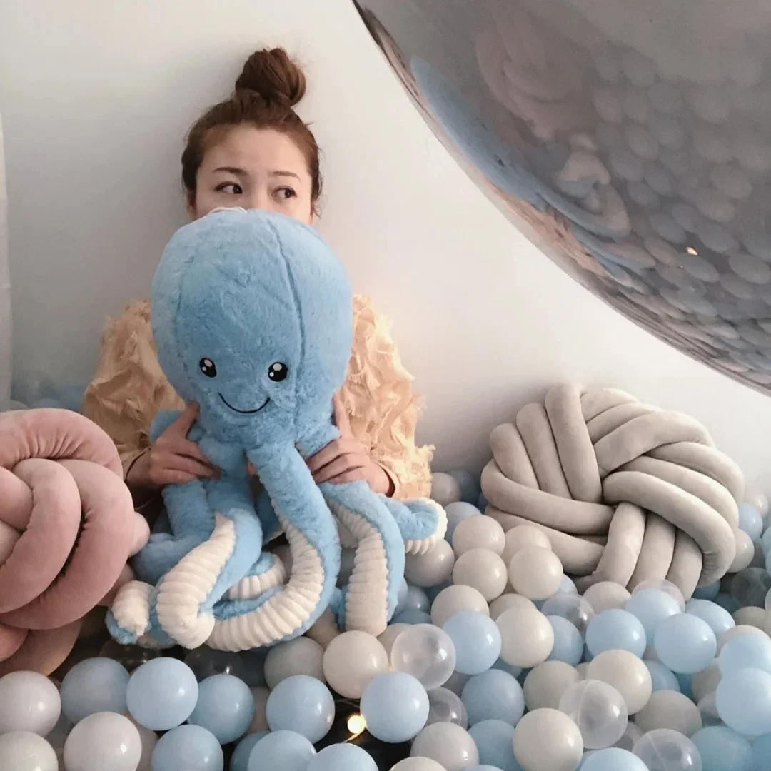 巨大なタコのぬいぐるみ、柔らかい枕、子供へのプレゼント、海洋動物の人形、快適なスパッド、かわいい布製おもちゃ、全年齢対象