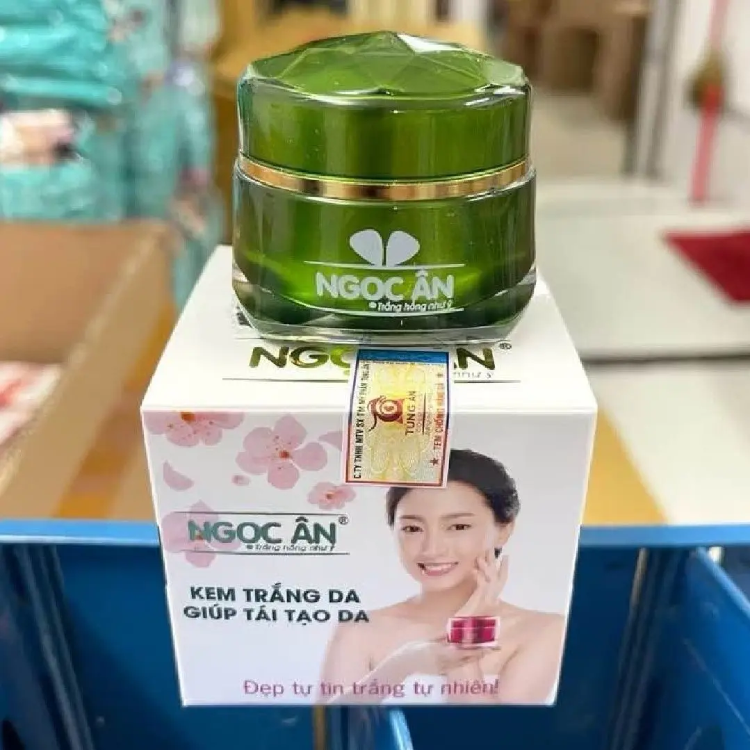 Vietnam Face Cream ngoc an kem Trang da chong nang 12g