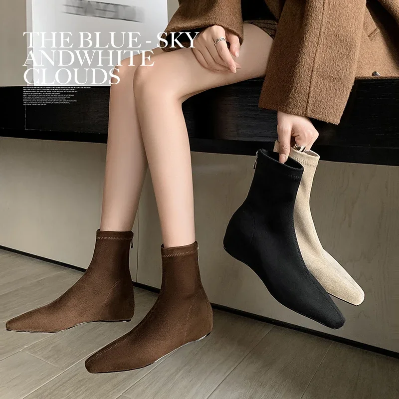

Новинка 2026, осенне-зимние женские ботильоны высотой 22-24,5 см, эластичные фланелевые современные ботинки, увеличивающие рост, узкие ботинки с молнией сзади