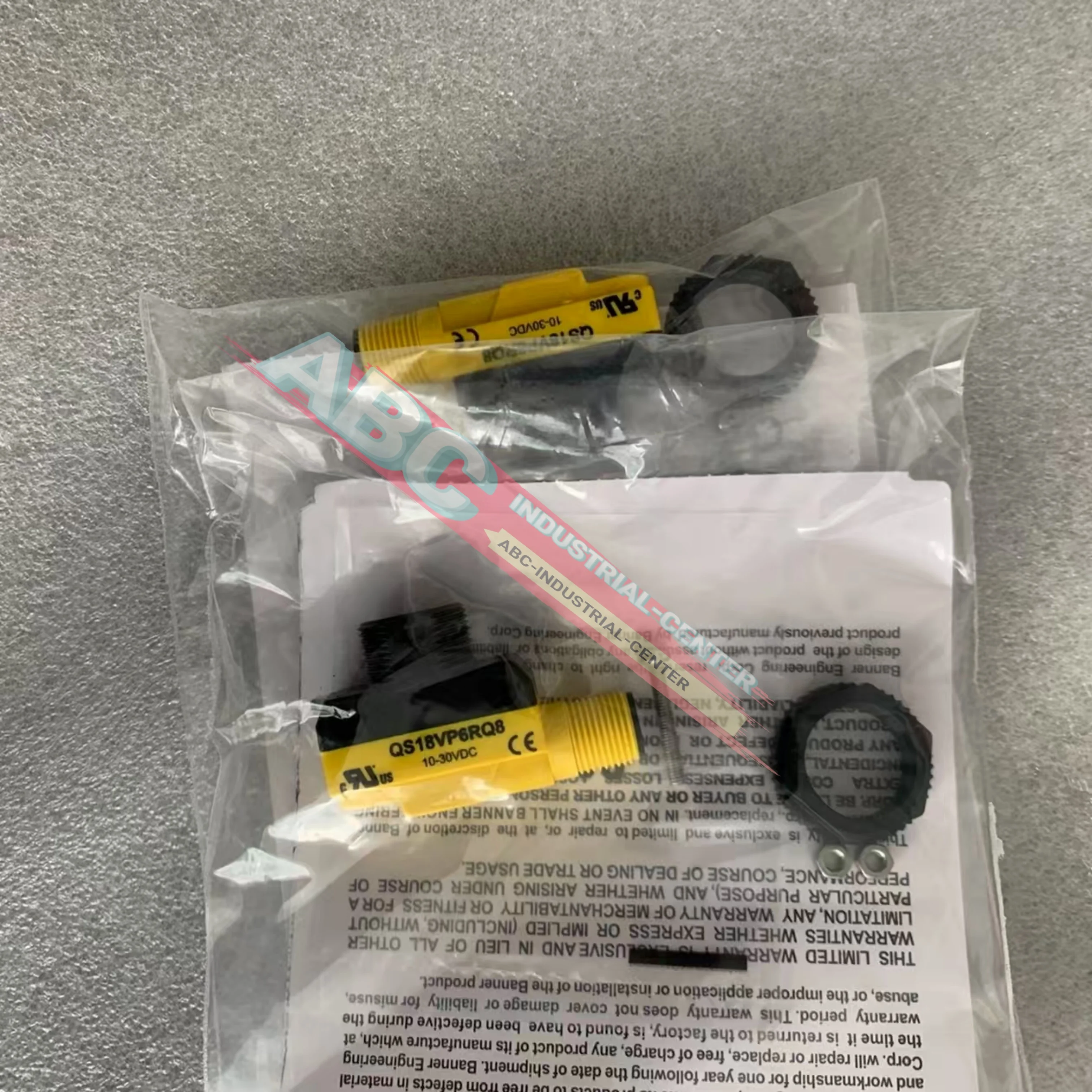 QS30FF400Q  100%NEW QS30FF600Q   Photoelectric Sensor