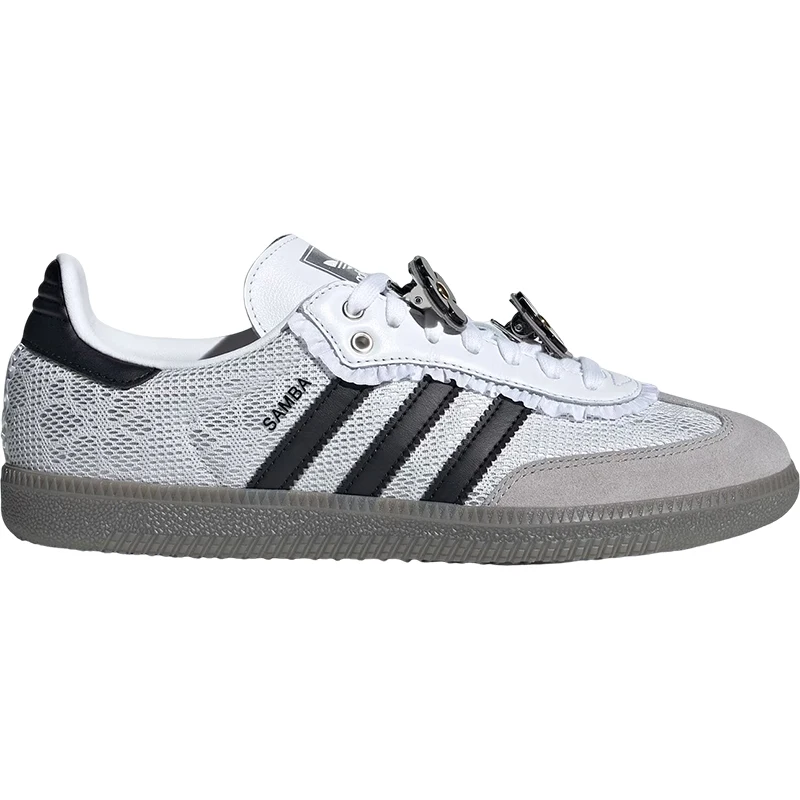 حذاء كاجوال نسائي من أديداس قابل للتنفس IH3371