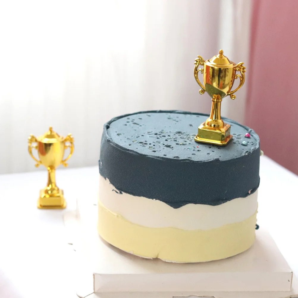 

8pcs Trophy Cake Toppers Mini Plastic Trophies Decorations Party Supplies Stuff