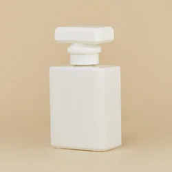 50ml Black White Square Glass Spray Perfume Bottle Cosmetic Packaging Empty Bottles Can Be Filled in Perfume Bottles
