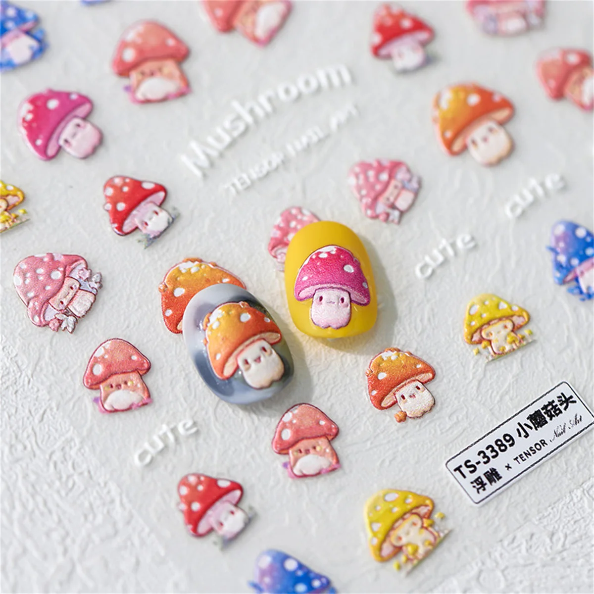 1 stücke 5d Relief kawaii Pilz Nail Art Aufkleber geprägt Cartoon bunte selbst klebende Aufkleber DIY Nagel Dekorationen Zubehör
