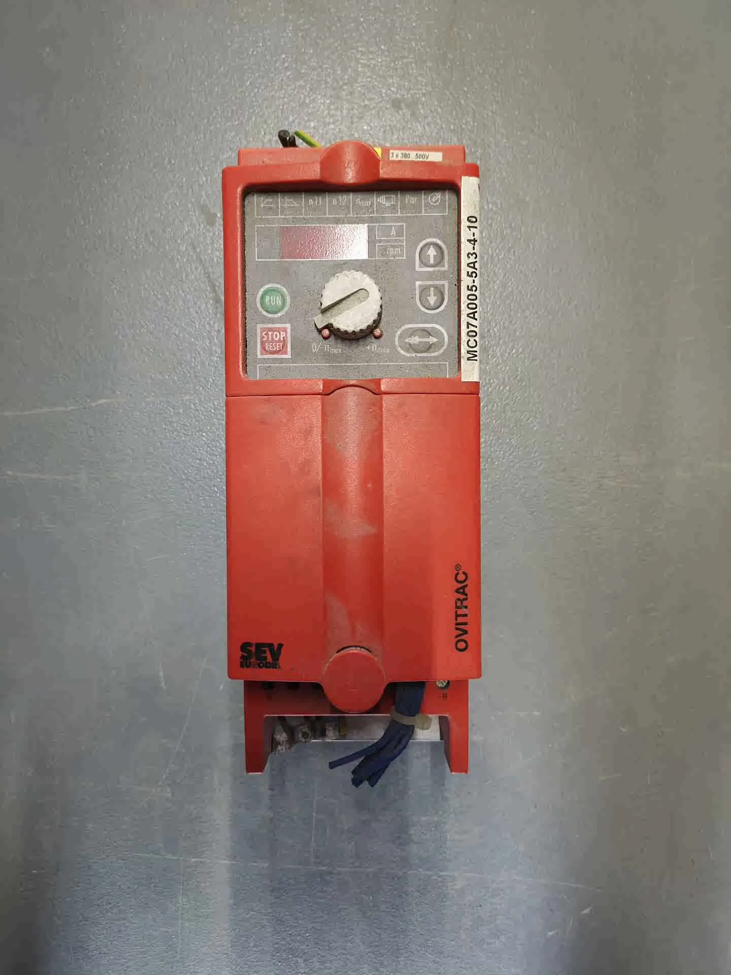 

MC07A008-5A3-4-10 Inverter for SEW MC07A008-5A3-4-10